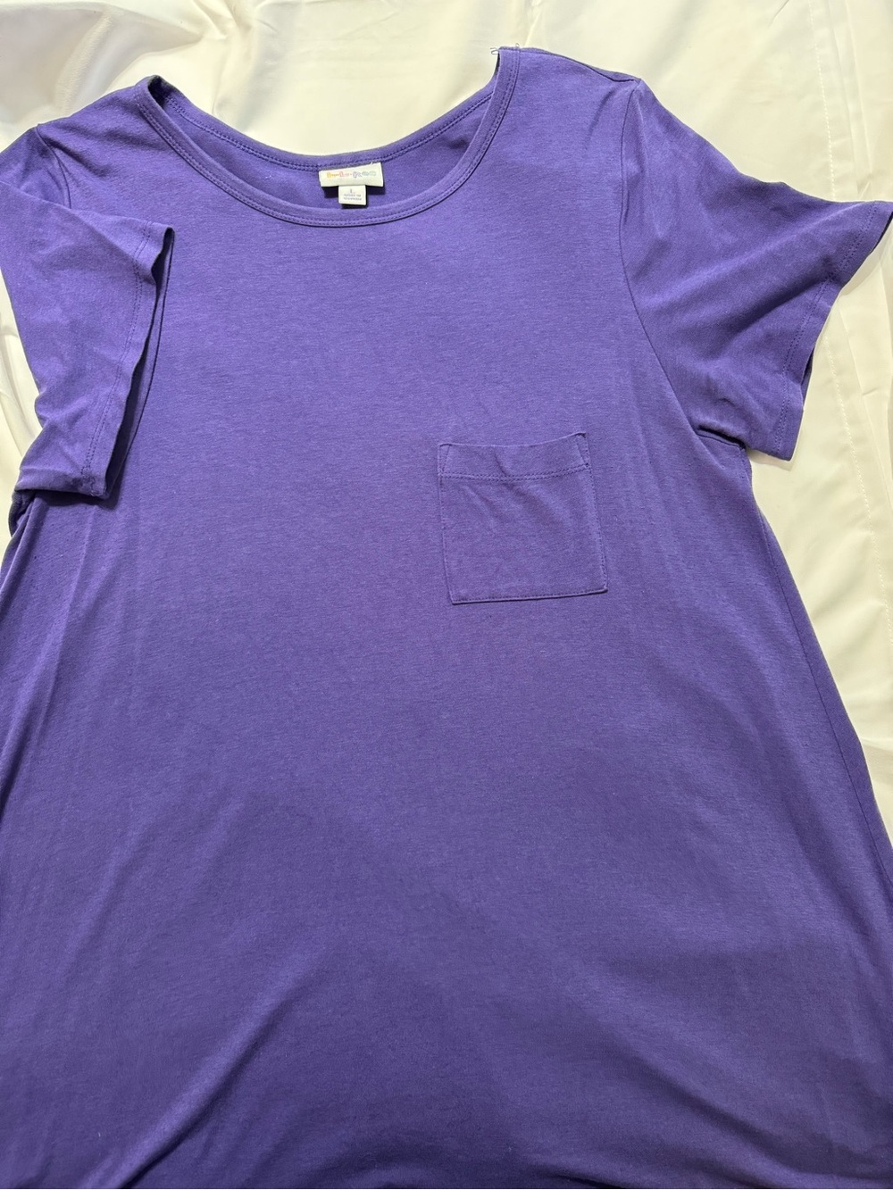 LuLaRoe Carly - Violet Crewneck Tee, hard to Find!